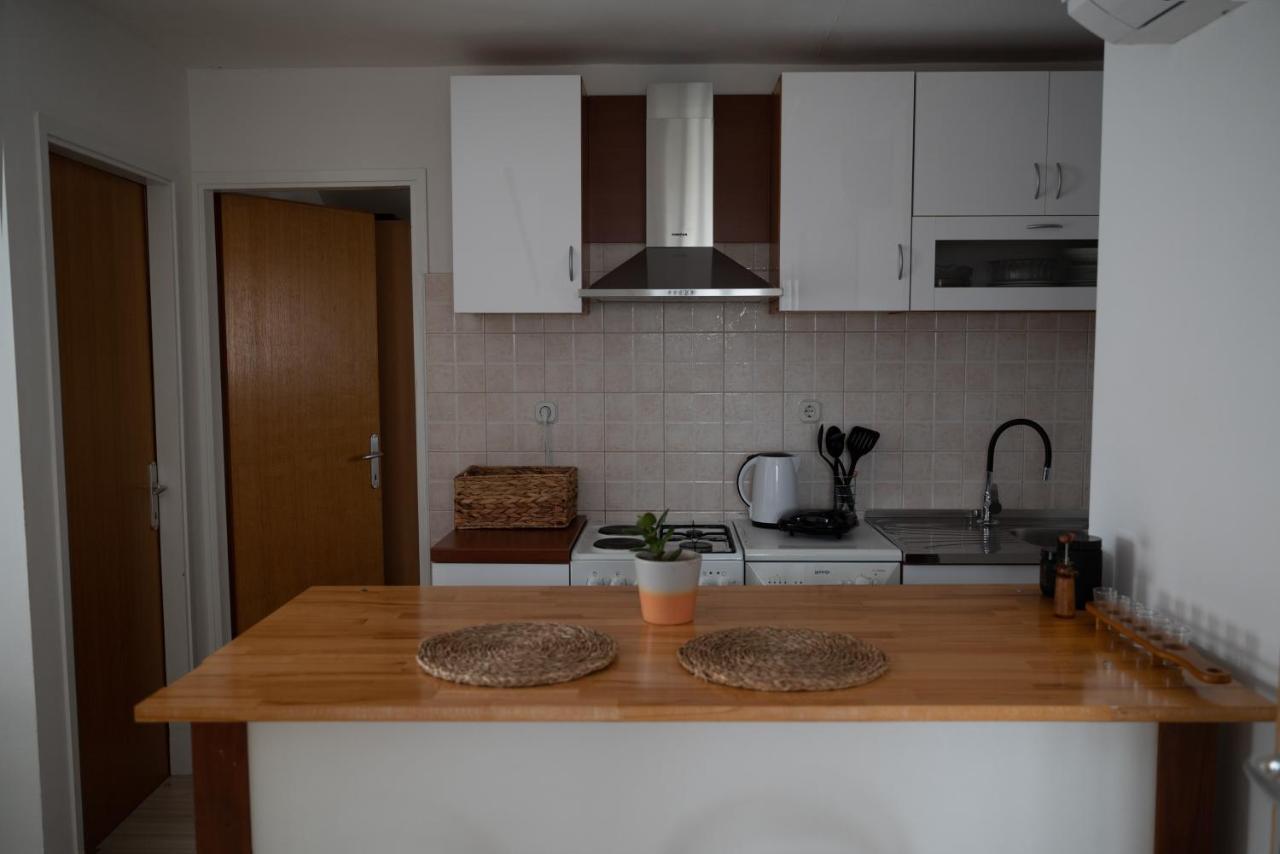 Apartman Milutin 브르시 외부 사진